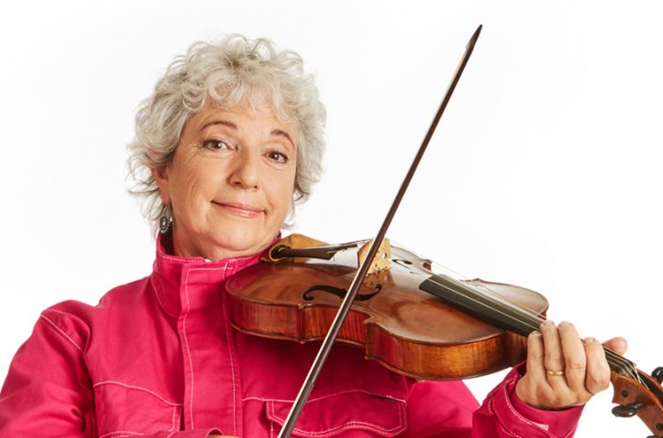 viola player Annette Isserlis