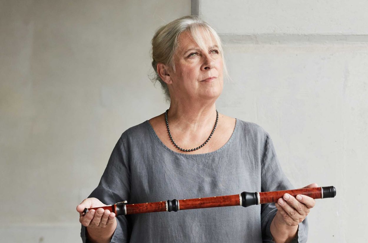 Lisa Beznosiuk, Principal Flute