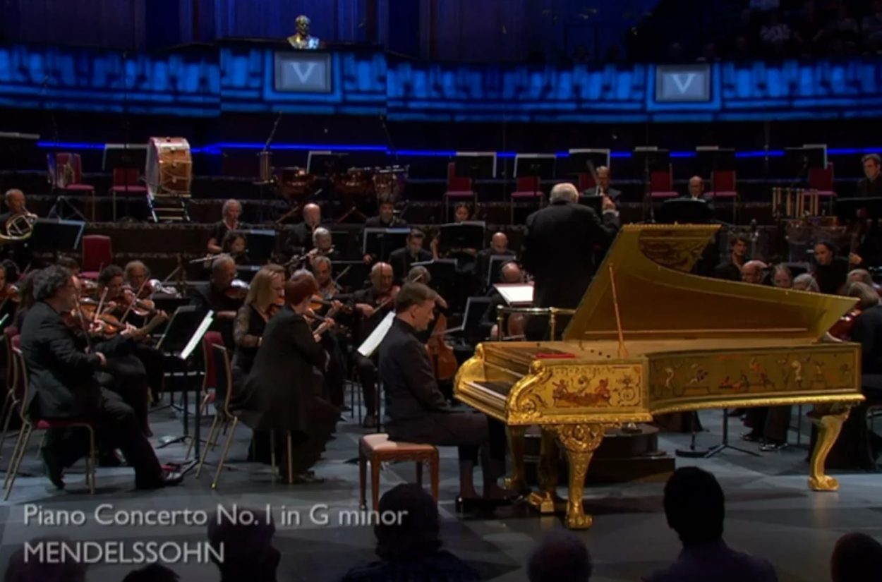 Stephen Hough performs with the OAE at the BBC Proms